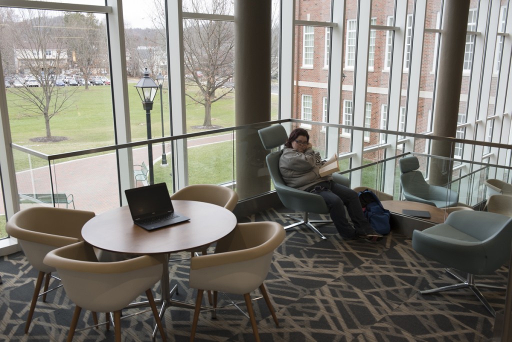 Middle Childhood Education Major Marjorie Lang studies in one of the new smaller lounges in McCracken Hall that have replaced the library. A commuter from Nelsonville, she thinks they cater more to education majors. (Robert McGraw/WOUB)