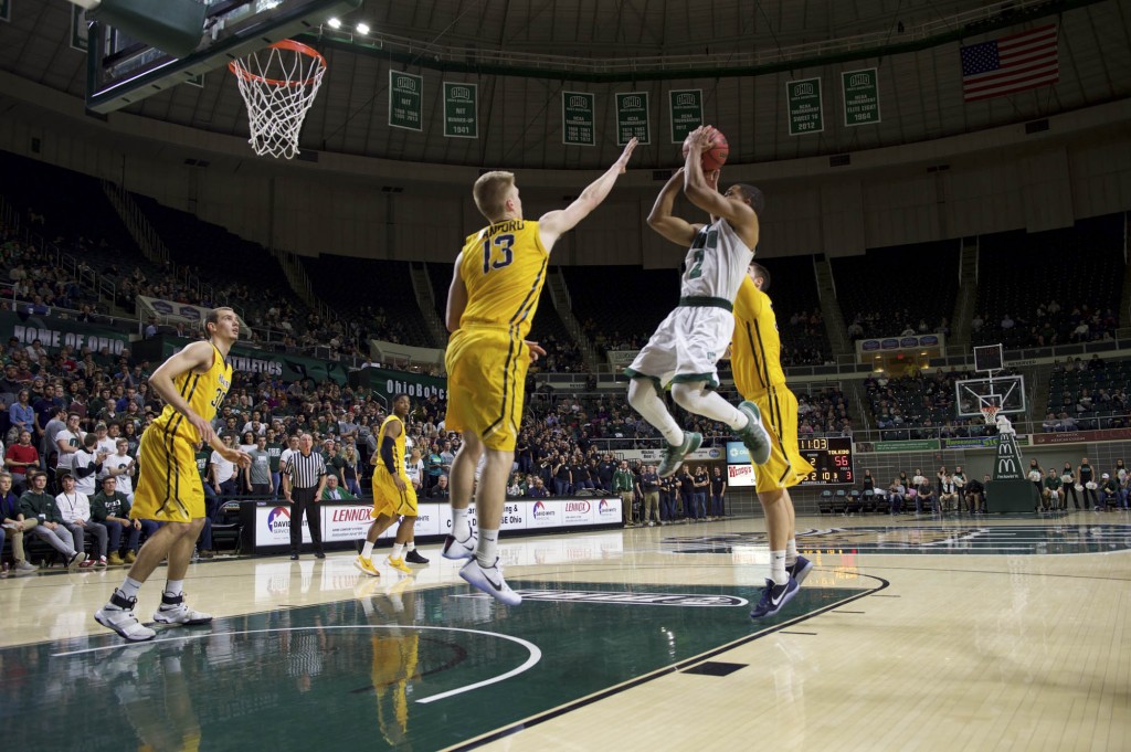 Jaaron Simmons makes a jump shot as they try to take the lead during Ohio University's game against Toledo at the Convocation Center in Athens, Ohio on Tuesday, January 25, 2017. (Daniel Linhart/WOUB)