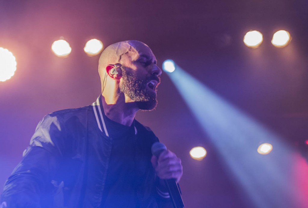 Sam Harris during X Ambassadors opening performance on March 21, 2017. (Meagan Hall/WOUB)