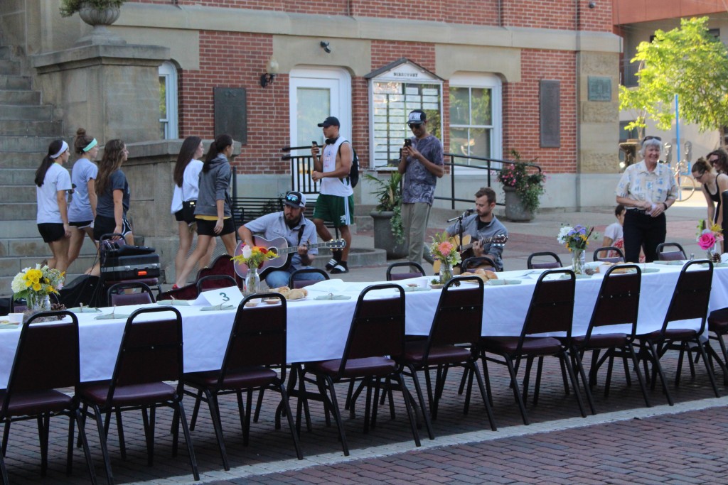 Live music was provided throughout the 2017 Bounty on the Bricks event. (WOUB/Emily Votaw) 