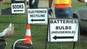 Works accepted old batteries, light bulbs, books, cardboard, old tires, furniture, paper products for shredding and more at Fall Recycling Day. (WOUB/Connor Kurek)