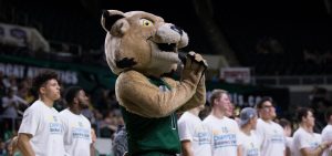 Rufus whoops it up at an Ohio Men's basketball game