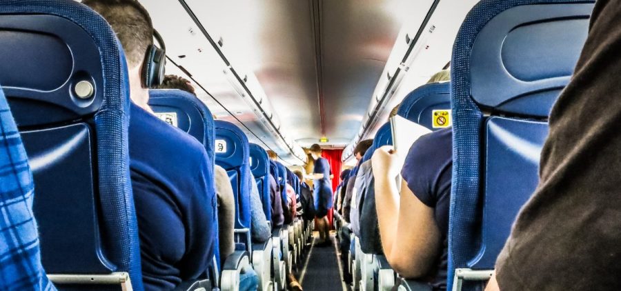 Despite a new Congressional mandate to set minimum seat widths and legroom standards, the FAA is unlikely to expand airline seat size anytime soon.