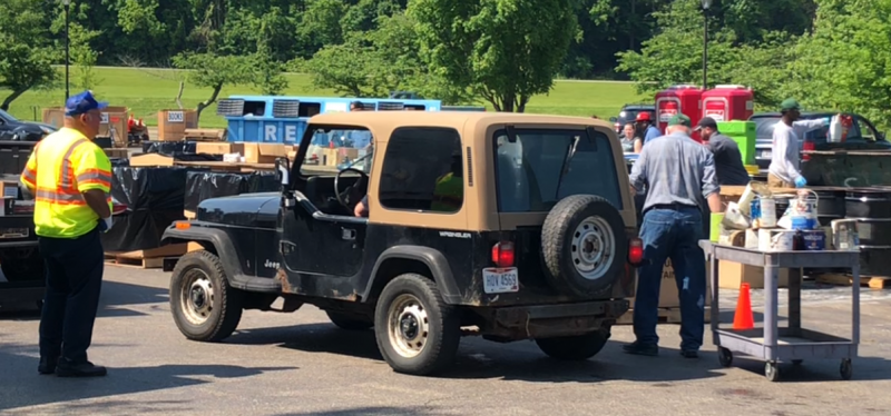 Athens-Hocking Residents Line Up for Hazardous Waste Drop-Off - WOUB