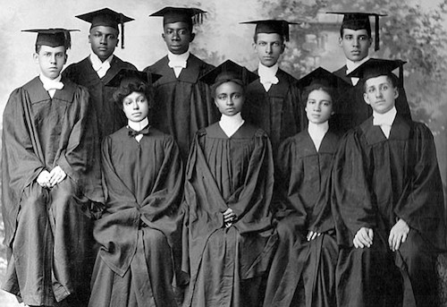 Graduates of Atlanta University, early 1900s. Credit: Atlanta University Center