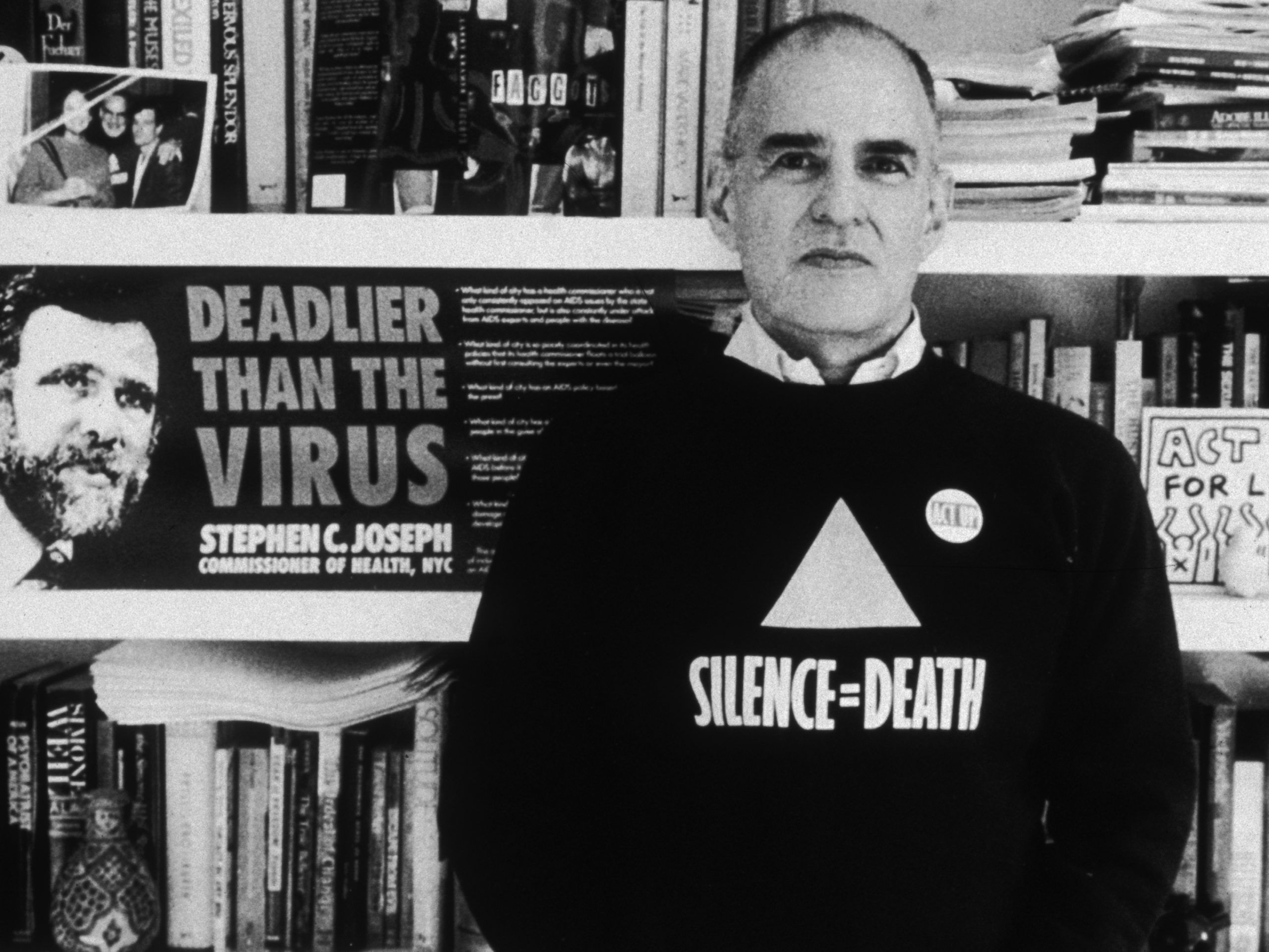 Writer and activist Larry Kramer, here in 1989, was an unapologetically loud and irrepressible voice in the fight against AIDS.