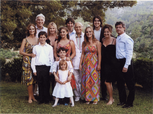Producer Norman Lear in large family photo