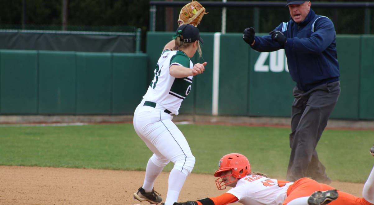 Bobcats split doubleheader, win series against Miami - WOUB Public