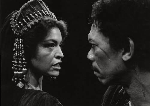 Morgan Freeman and Gloria Foster in Coriolanus.