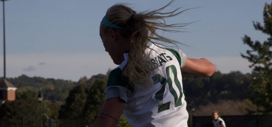 Ohio Defender Regan Berg (20) warms up before their game against the Miami Redhawks