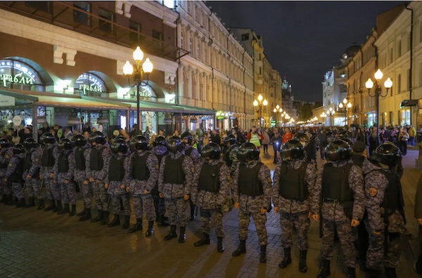 Russian police officers stand guard during an unsanctioned rally. Moscow, Russia, September 21, 2022.
