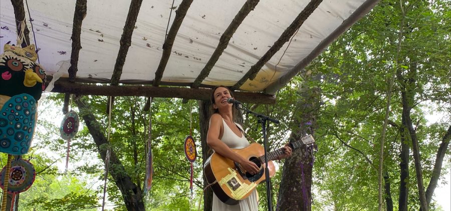 Madi Diaz performs during her 2022 Sycamore Sessions set.