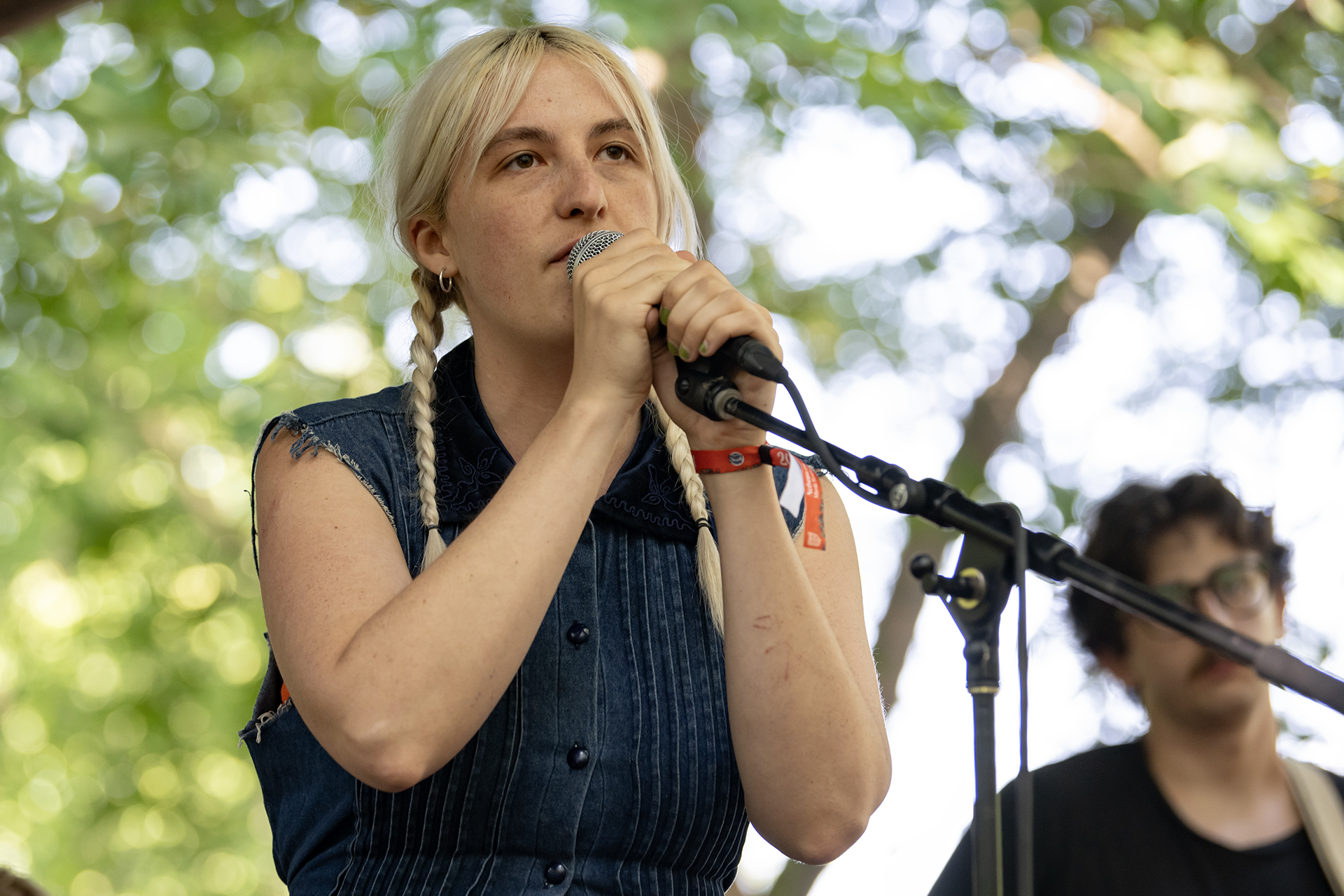 Florry plays a set at the Creekside Stage at the Nelsonville Music Festival in Nelsonville, Ohio, Saturday, July 22, 2023. [Dylan Benedict I WOUB]