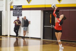 Spartan Kayden Bean serves up an ace