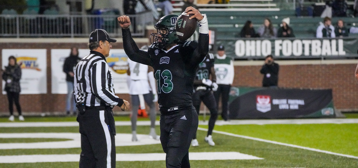 Parker Navarro celebrating a touchdown vs Eastern Michigan.