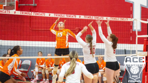 Buckeye Madi Pidcock attacks at the net