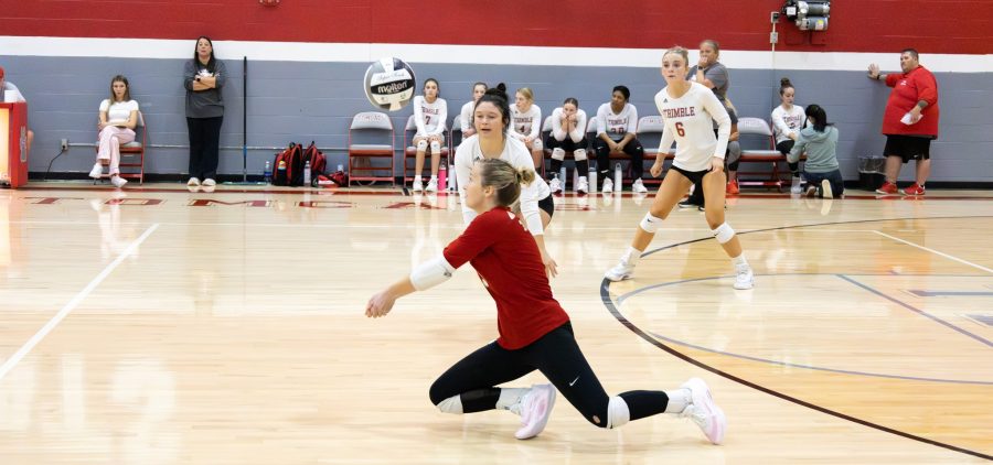 Tomcat Alyvia Portier passes a ball in the back row