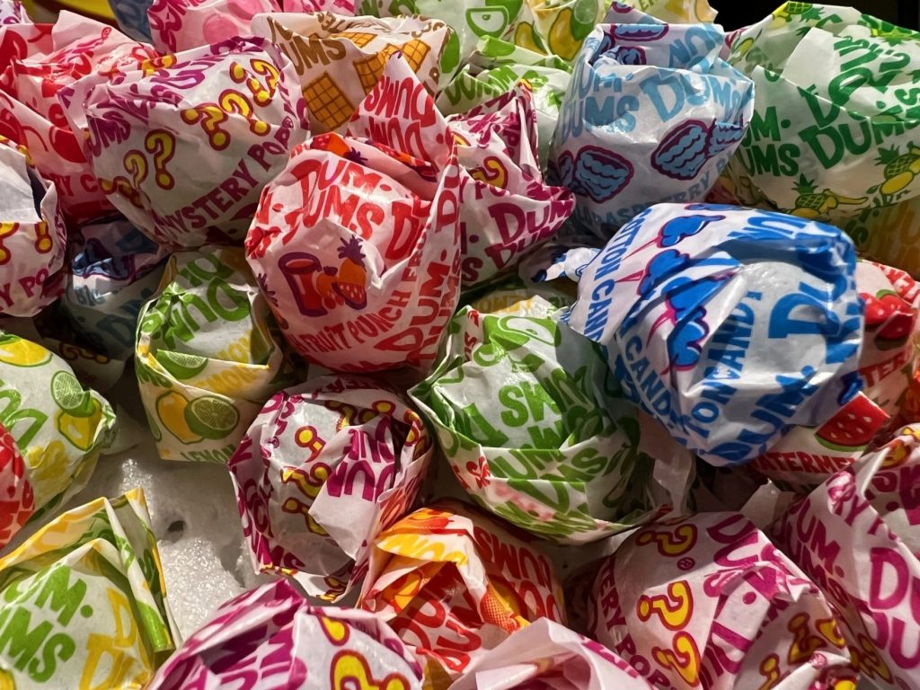 A bunch of Dum-Dums are seen from the top down.