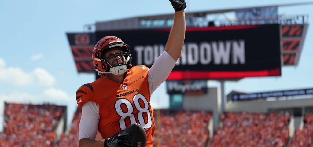 Cincinnati Bengals tight end Mike Gesicki celebrates after scoring a touchdown