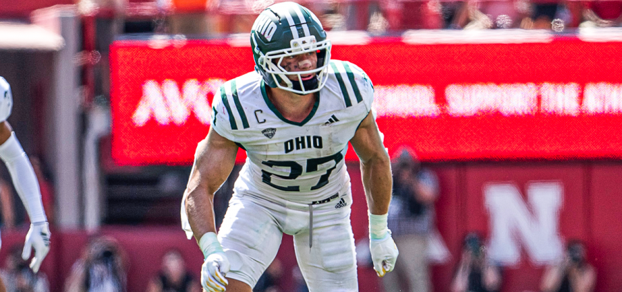 Ohio Football linebacker Mike Molnar rushing the quarterback in loss against Nebraska